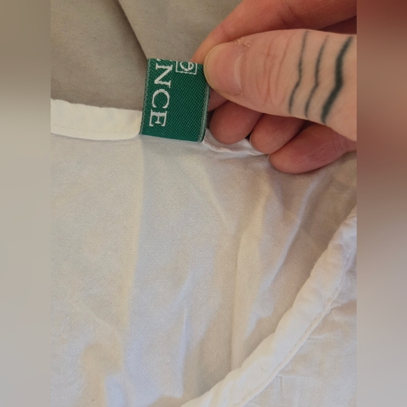 Essence | Sleeveless White Button-Down Dress, Ptp 21" - Picture 13 of 13